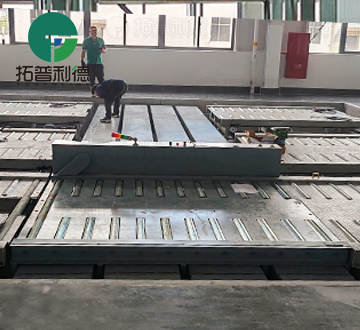 2 Tons Rail Transfer Cart equipped with roller Improve handling efficiency