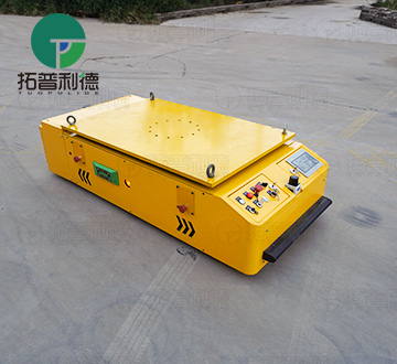 Trackless Lifting AGV for Flexible Manufacturing